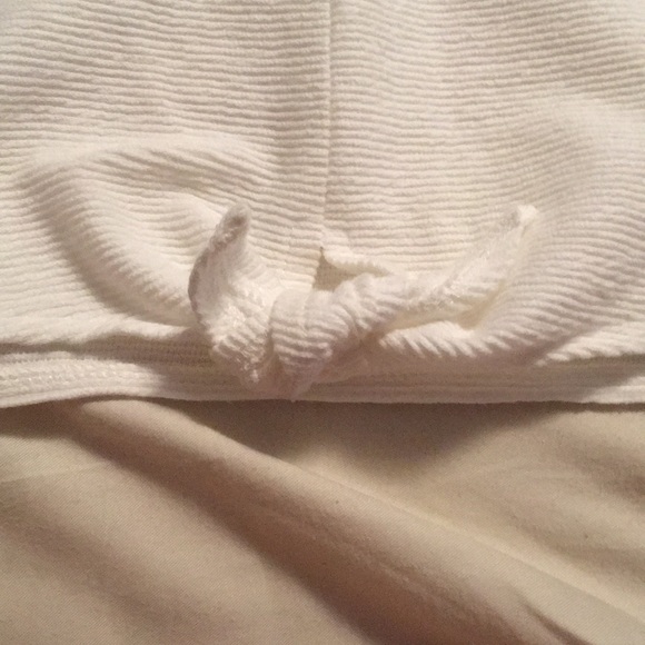 2/$25 Madewell Ribbed Crop Top - Picture 2 of 4